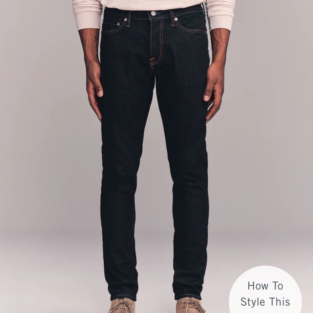 NWOT Abercrombie & Fitch Rustin Athletic Skinny Jeans